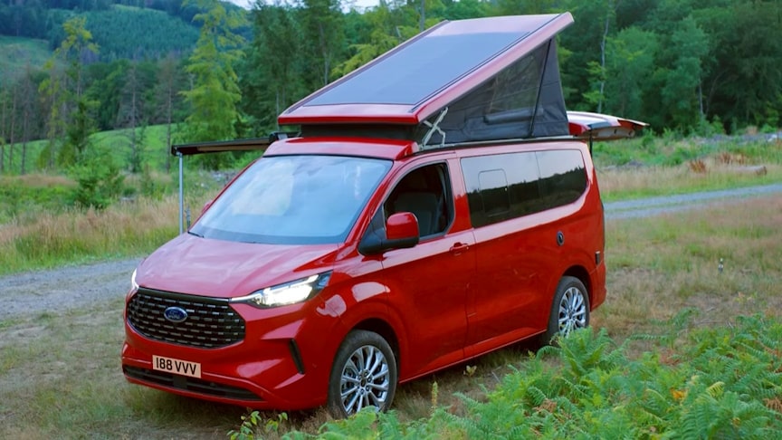 Rádi spíte v autě? Objevte nový obytný vůz Ford Transit Custom Nugget z roku 2024